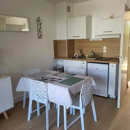 Appartement Studio Cabine Cyprien Plage *